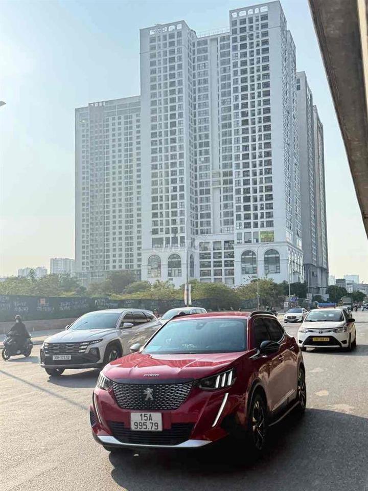 CĂN HỘ 3 PHÒNG NGỦ  - FULL NỘI THẤT - NHÀ ĐẸP Ở NGAY