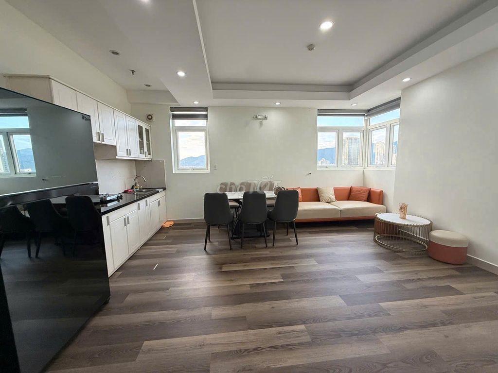 Cho thuê căn 2PN toà Harmony view biển Mỹ Khê căn góc diện tích 65m2