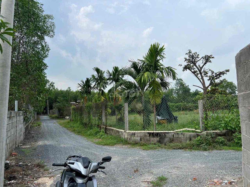 đất vườn cần bán