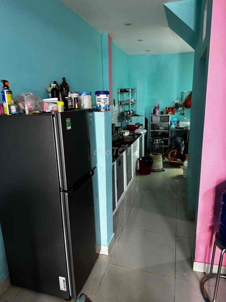 nhà chín chủ cần bán