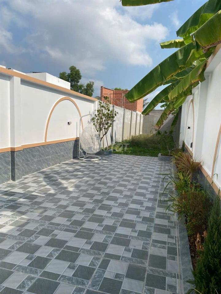 Chính chủ! Bán căn nhà vườn Dt 4,5 x66m. Shr hoàn công chỉ 4,1T