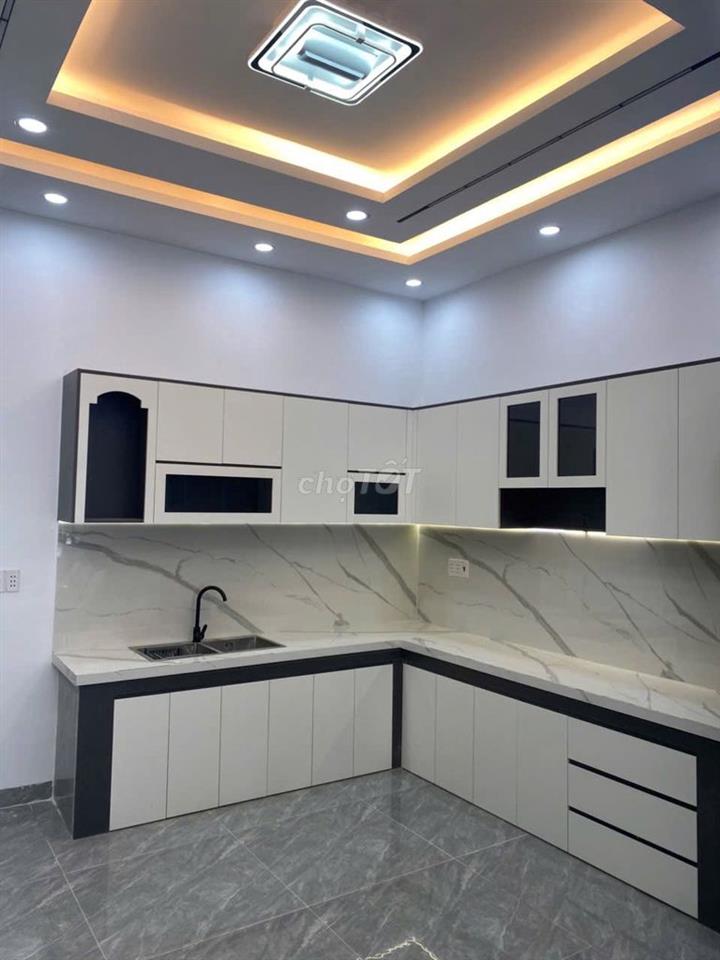 Chính chủ! Bán căn nhà vườn Dt 4,5 x66m. Shr hoàn công chỉ 4,1T