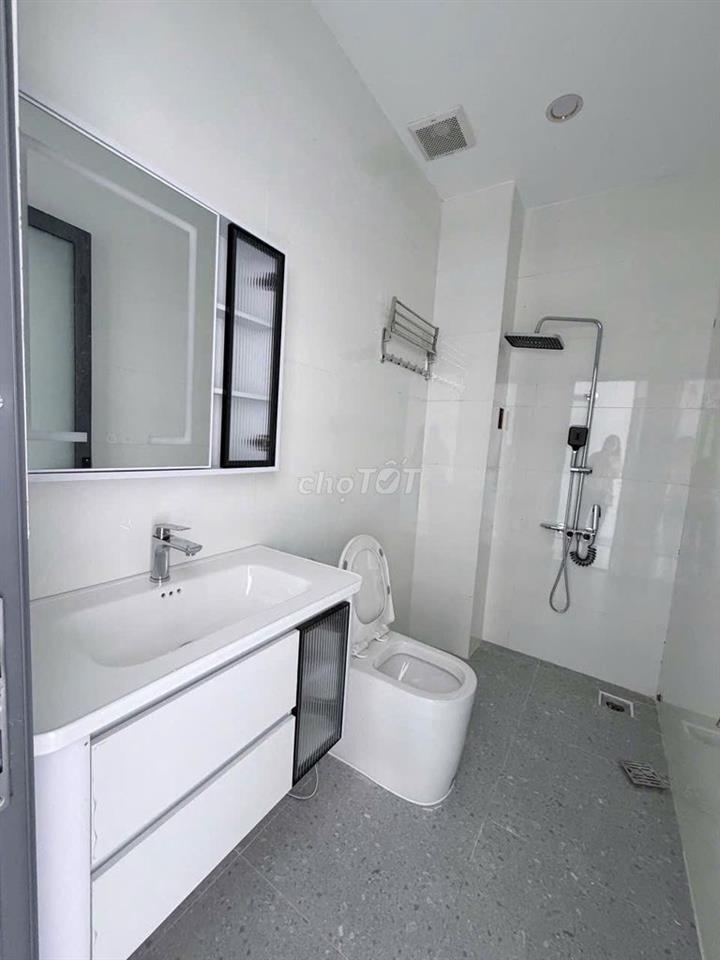 🔥 Nhà 99m² KDC 5 Sao 2 – 5PN – 4WC – Nhà đẹp ở ngay