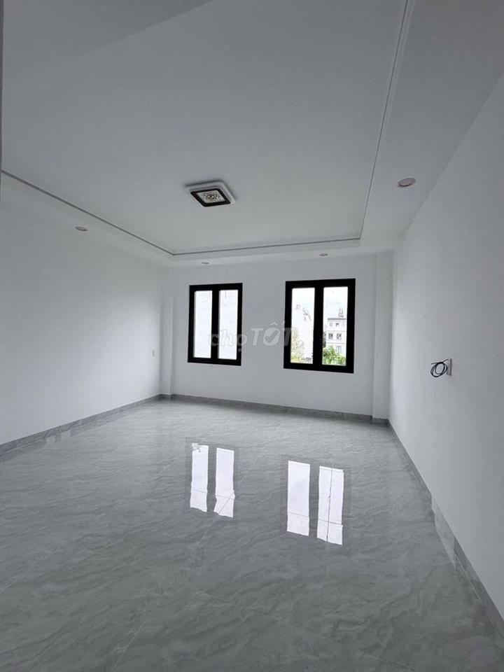 🔥 Nhà 99m² KDC 5 Sao 2 – 5PN – 4WC – Nhà đẹp ở ngay