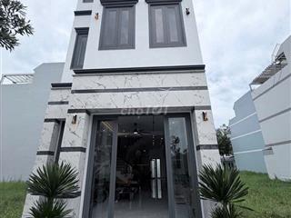 🔥 Nhà 99m² KDC 5 Sao 2 – 5PN – 4WC – Nhà đẹp ở ngay
