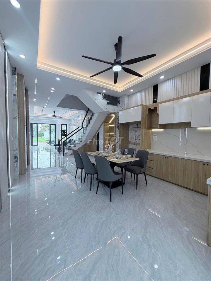 🔥 Nhà 99m² KDC 5 Sao 2 – 5PN – 4WC – Nhà đẹp ở ngay