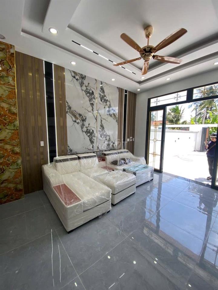 CHÍNH CHỦ BÁN GẤP NHÀ VƯỜN CÁCH TP 30Phút