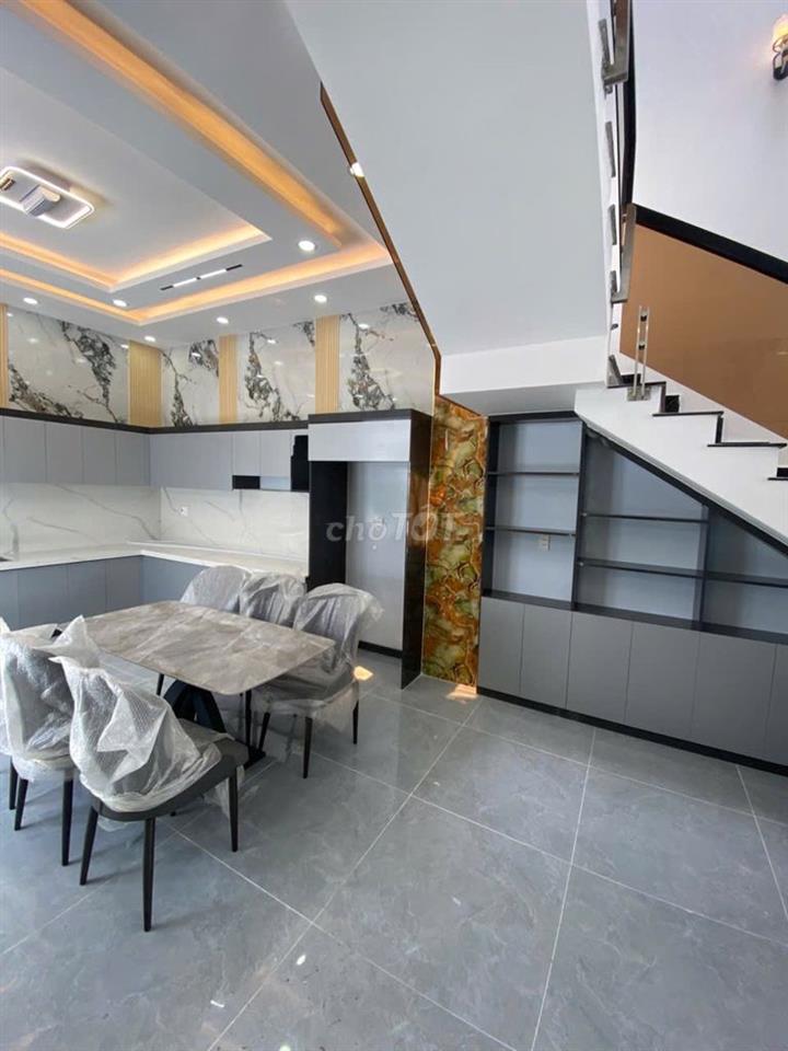 CHÍNH CHỦ BÁN GẤP NHÀ VƯỜN CÁCH TP 30Phút