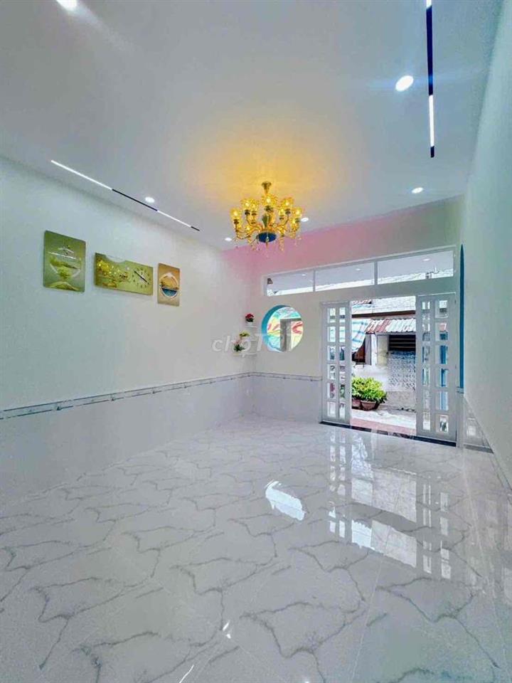 NHÀ MỚI XÂY HOÀN CÔNG HẺM ĐỐI DIỆN QUÂN KHU 9 CẦN THƠ