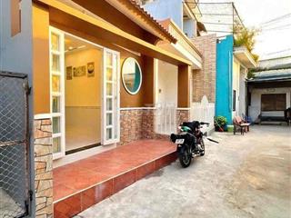 NHÀ MỚI XÂY HOÀN CÔNG HẺM ĐỐI DIỆN QUÂN KHU 9 CẦN THƠ