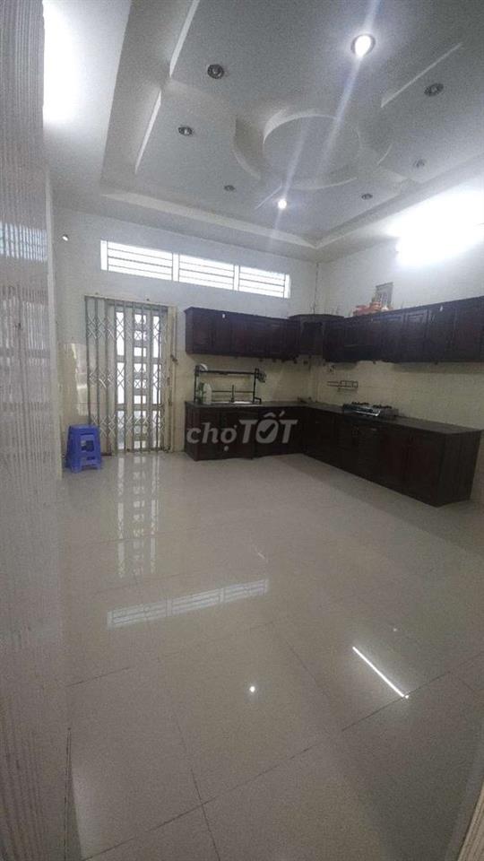 Cho thuê nhà mặt tiền Nguyễn Hiền 1 trệt 2 lầu 