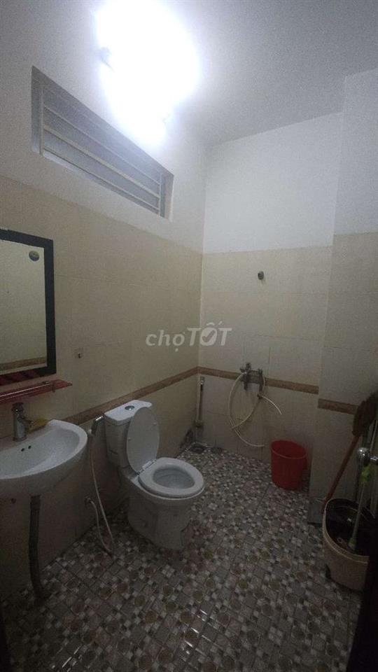 Cho thuê nhà mặt tiền Nguyễn Hiền 1 trệt 2 lầu 