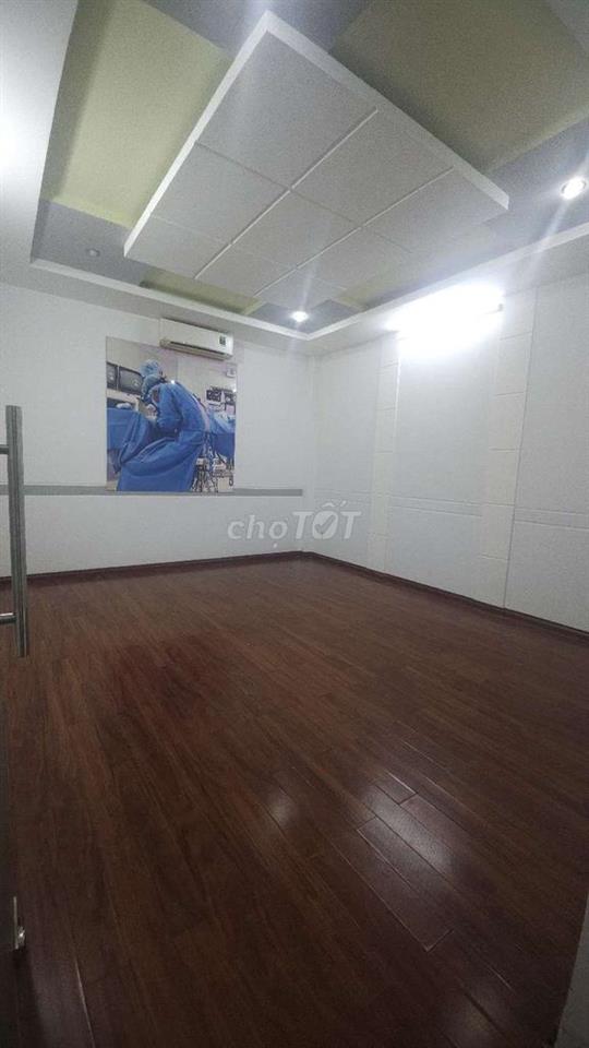Cho thuê nhà mặt tiền Nguyễn Hiền 1 trệt 2 lầu 