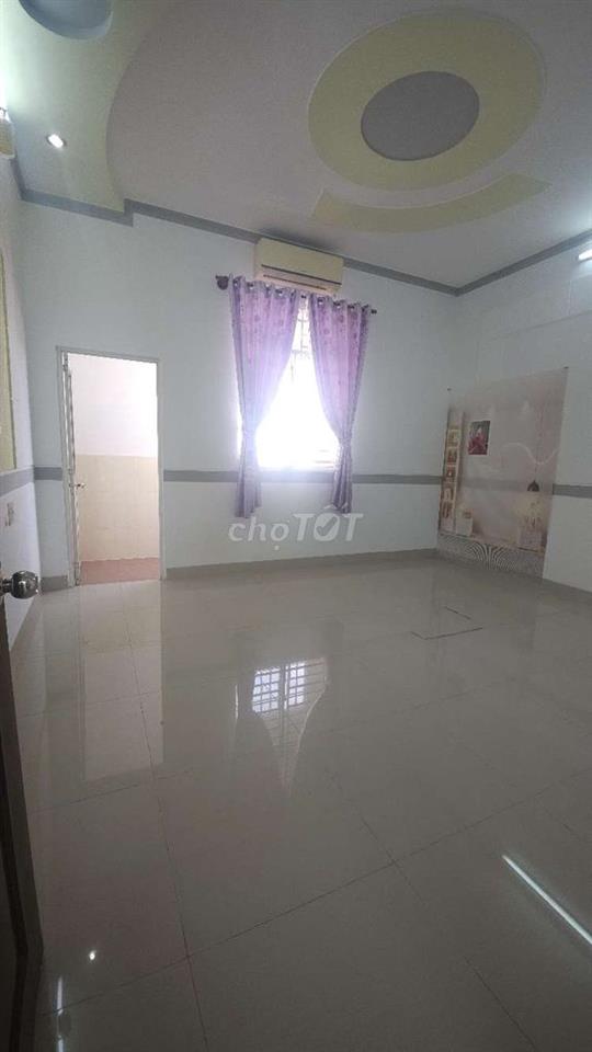 Cho thuê nhà mặt tiền Nguyễn Hiền 1 trệt 2 lầu 