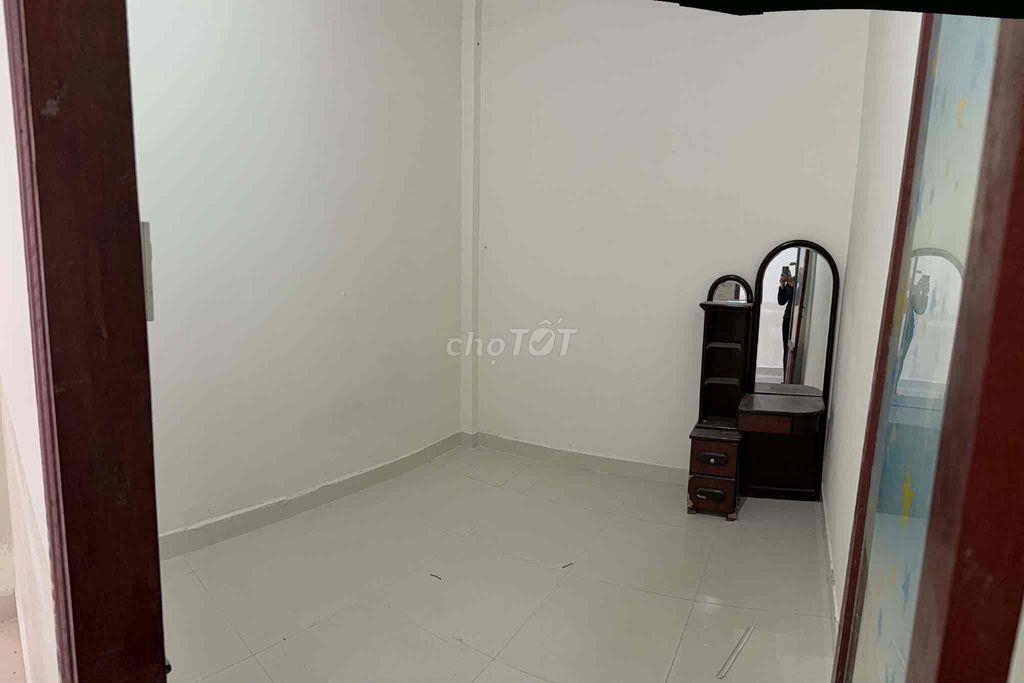 nhà châu văn liêm đà lạt 100m2 4tr( còn tin còn nhà)