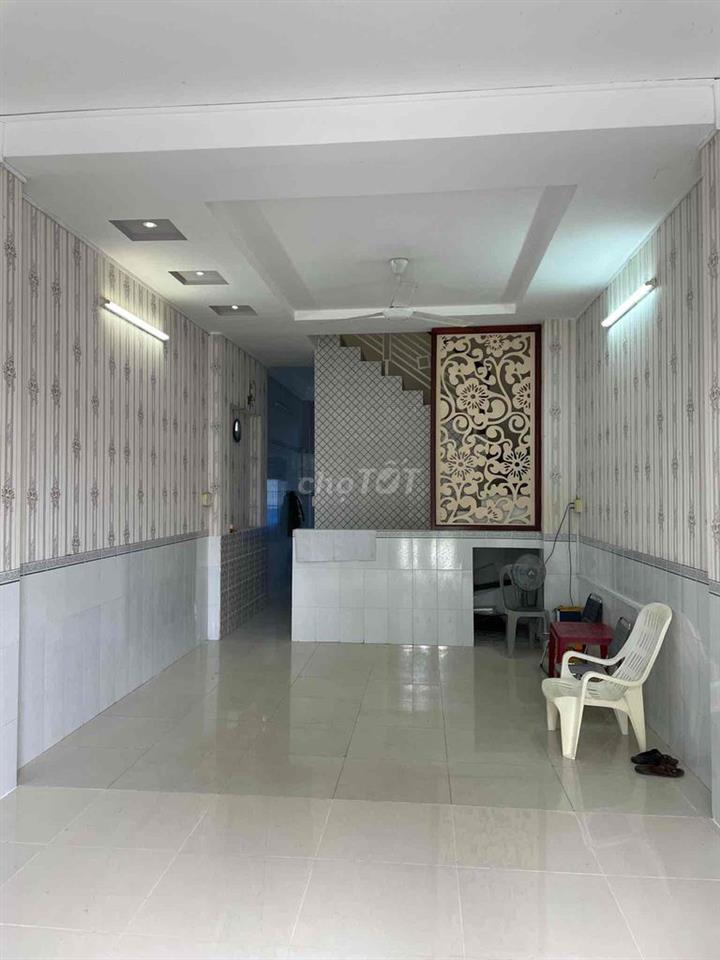 Bán nhà mặt tiền đường Lê Văn Sỹ