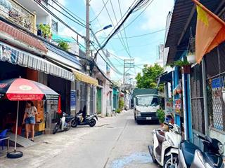 Nhà hiện đại tặng toàn bộ nội thất toạ lạc 449/11/7 HL2