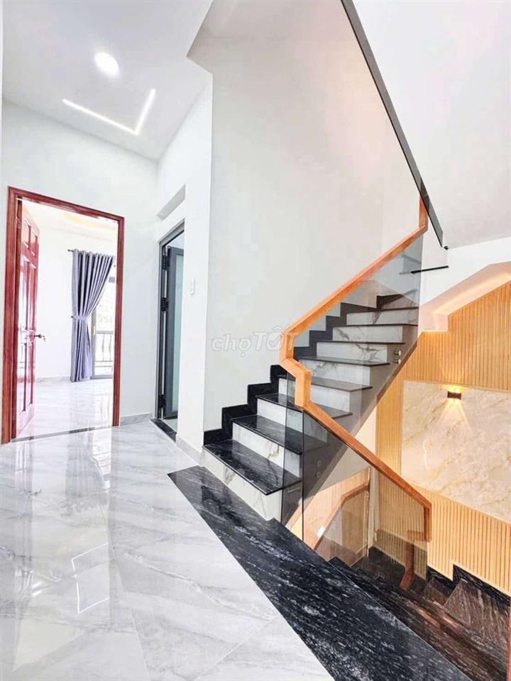 NHÀ ĐẸP 5 TẦNG, 480//MÃ LÒ,KHU NHÀ ĐẸP AN NINH, HẺM NHỰA 5M.