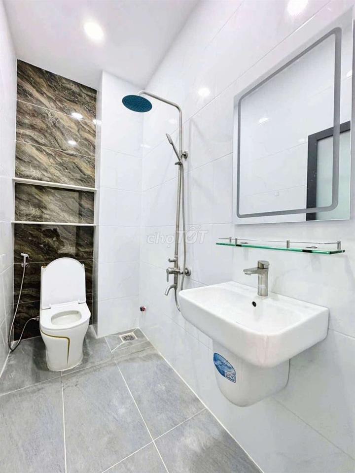 NHÀ ĐẸP 5 TẦNG, 480//MÃ LÒ,KHU NHÀ ĐẸP AN NINH, HẺM NHỰA 5M.