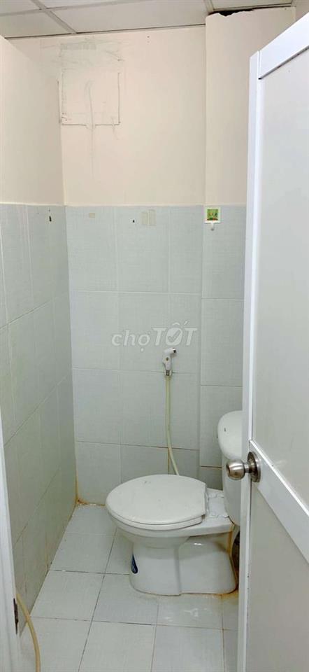 Phòng Riêng Biệt Bạch Đằng, điện nước giá rẻ 