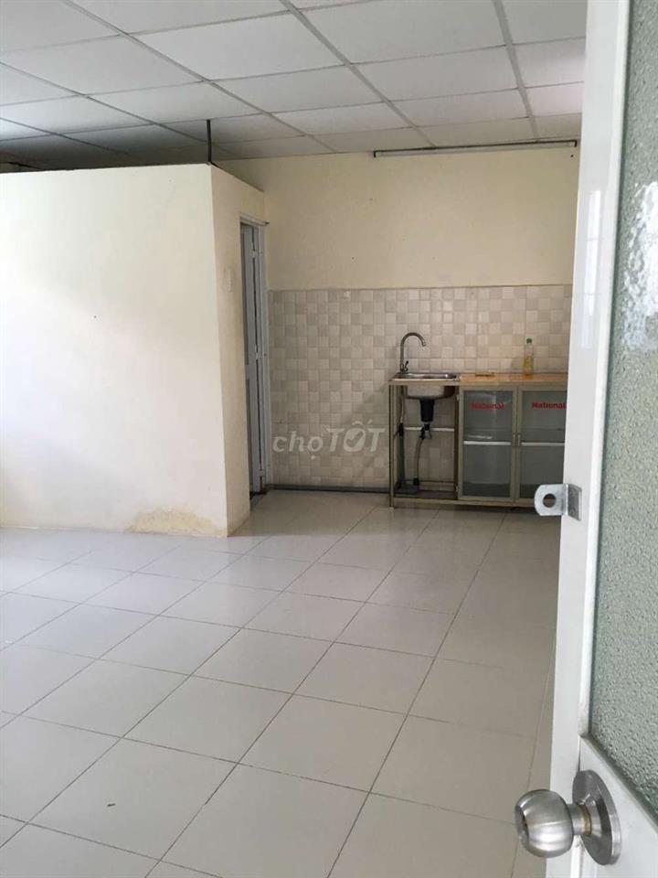 Phòng Riêng Biệt Bạch Đằng, điện nước giá rẻ 