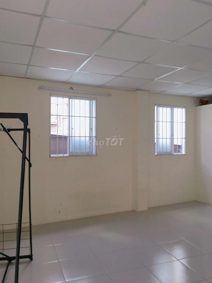 Phòng Riêng Biệt Bạch Đằng, điện nước giá rẻ 