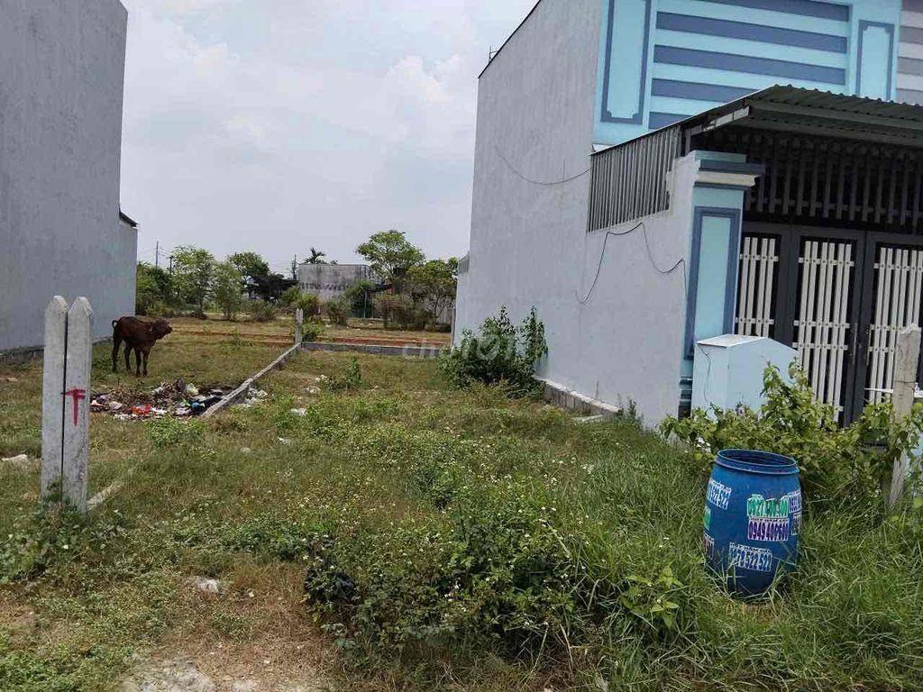 quá cần tiền chính chủ bán gấp lô đất mặt tiền tại CỦ CHI . GIÁ 500TR