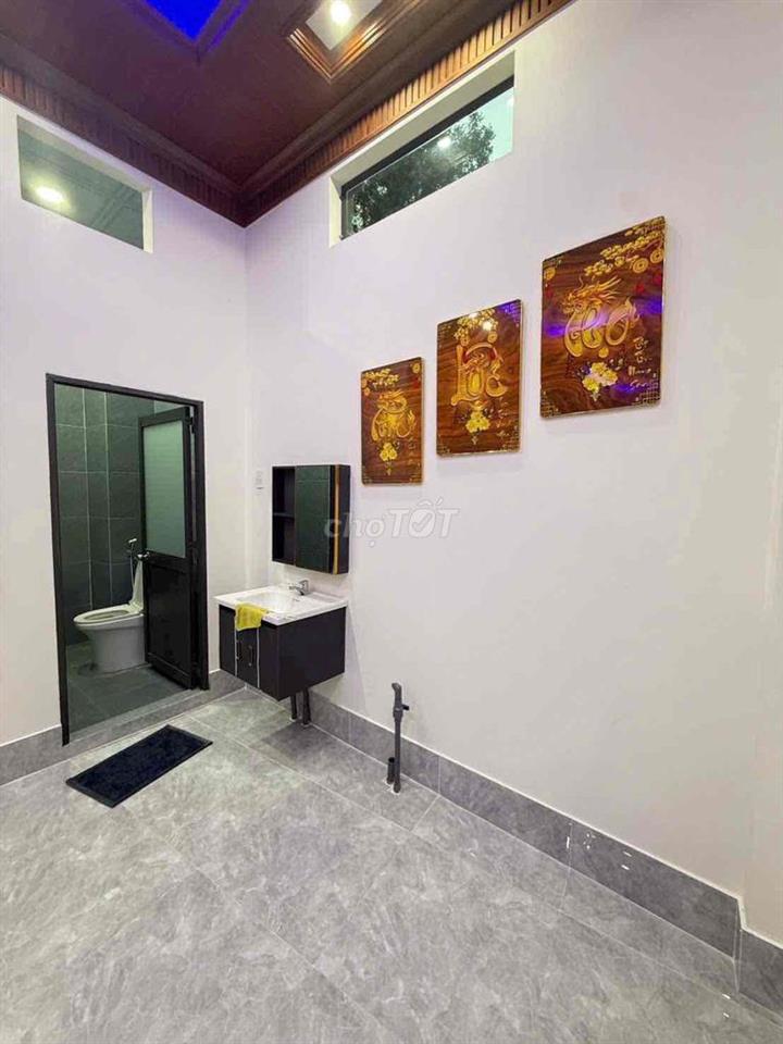 anh chị chính chủ cần bán căn nhà ngay kcn trảng bàng .giá 850tr