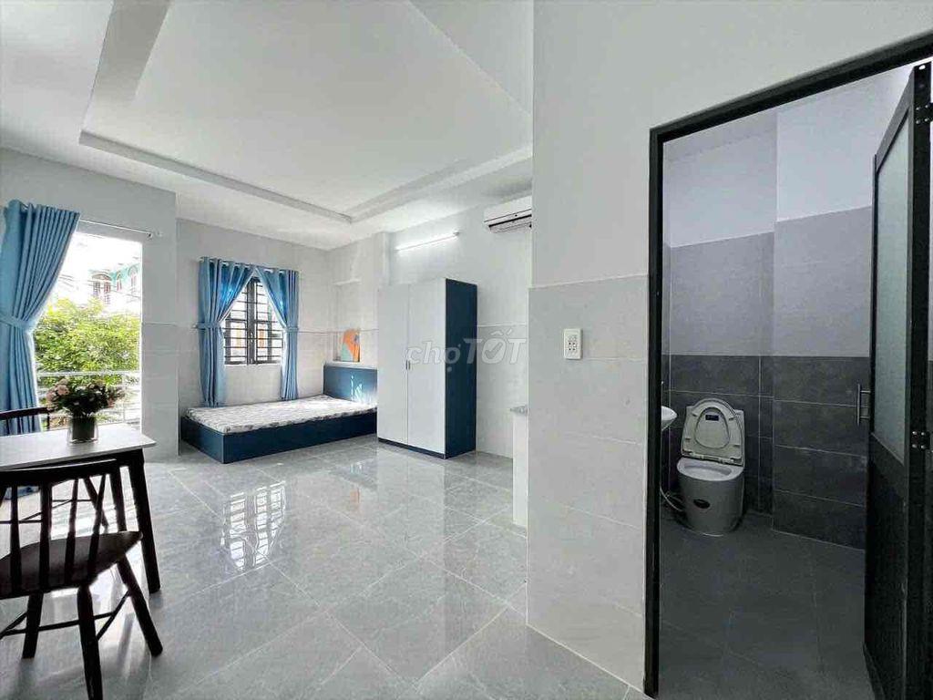 mình nhượng phòng cuối tháng này có thể dọn vào ở liền