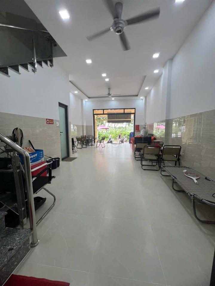 Ký túc xá cao cấp kề Đại học Tài nguyên MT và SP TDTT chỉ 1,2 tr/bạn
