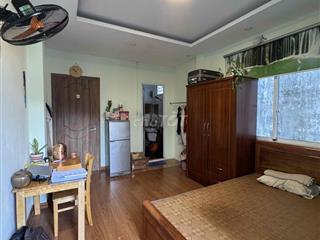 Phòng full nội thất như hình