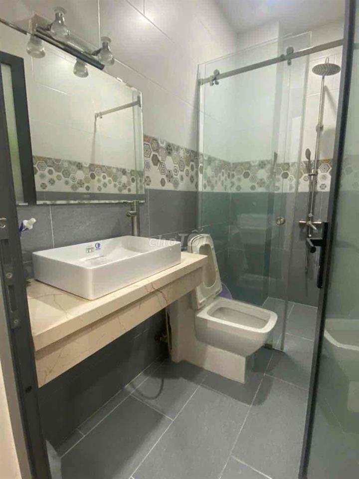Cần bán nhà đôi, phù hợp để ở, đầu tư kết hợp kinh doanh!
