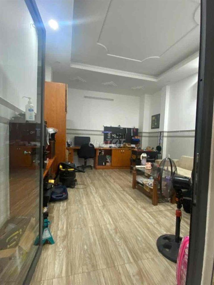 Cần bán nhà đôi, phù hợp để ở, đầu tư kết hợp kinh doanh!