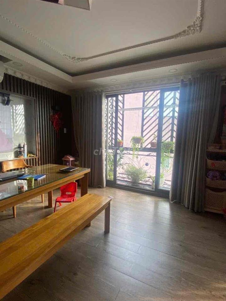 Cần bán nhà đôi, phù hợp để ở, đầu tư kết hợp kinh doanh!