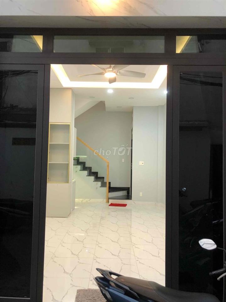 Bán Nhà 1T 3 Lầu 4X10 ,HXH 14/1 Đào Duy Từ