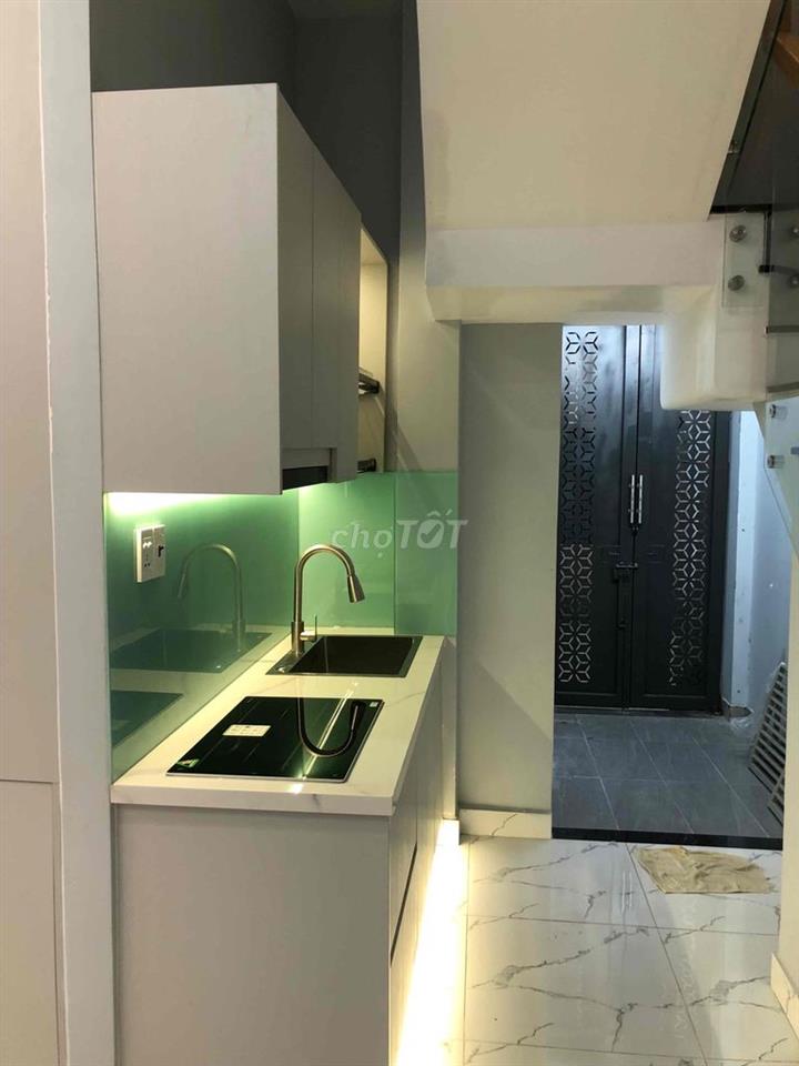 Bán Nhà 1T 3 Lầu 4X10 ,HXH 14/1 Đào Duy Từ