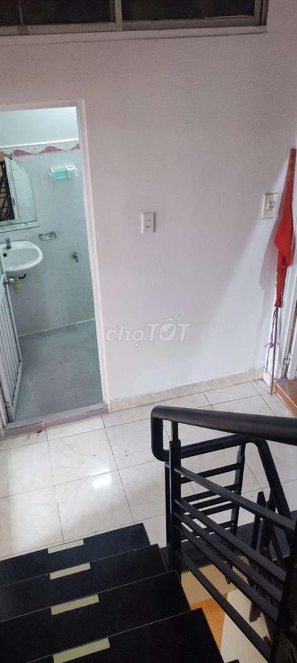 cần bán nhà ở quận 3