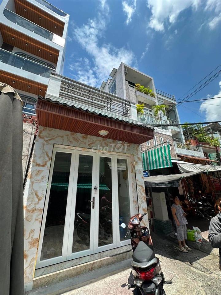 nhà mặt tiền chợ