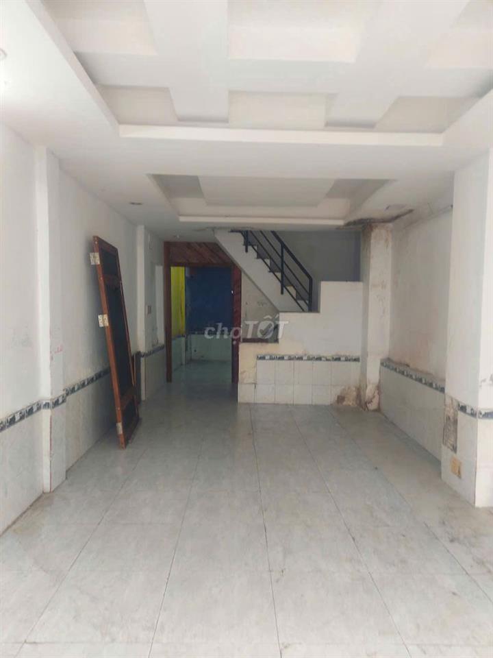 nhà mặt tiền đường số Q8