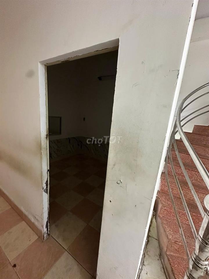 nhà cho thuê có 7 phòng đường phạm thế hiển Q8