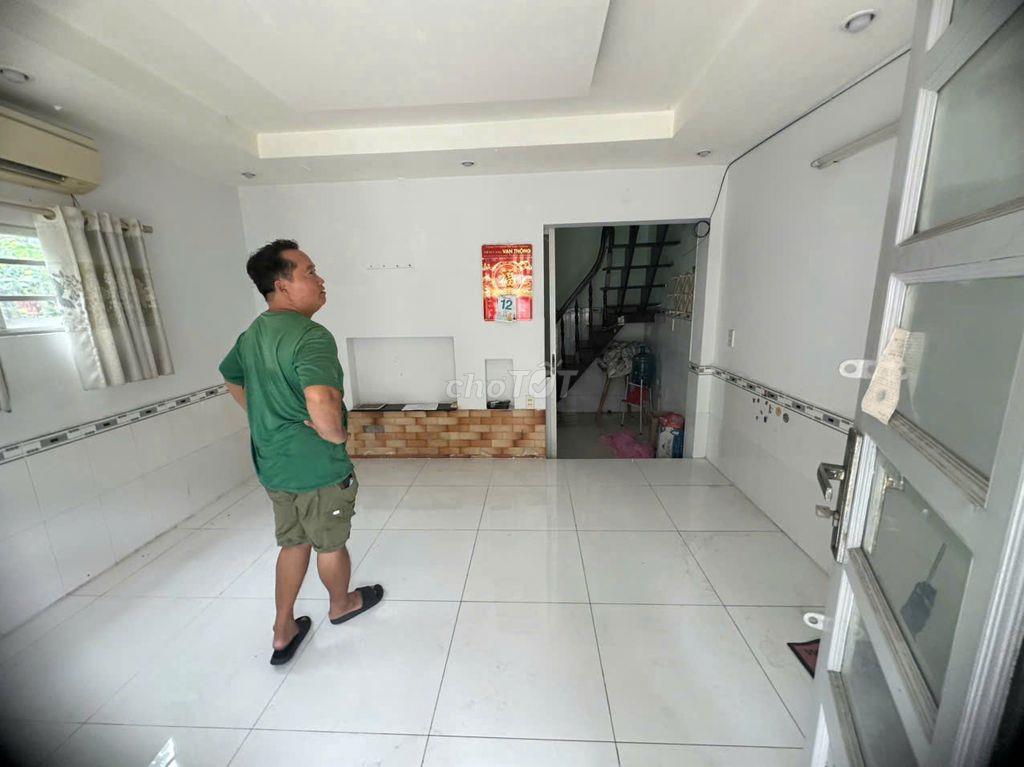 nhà đường tạ Quang Bửu f6 q8