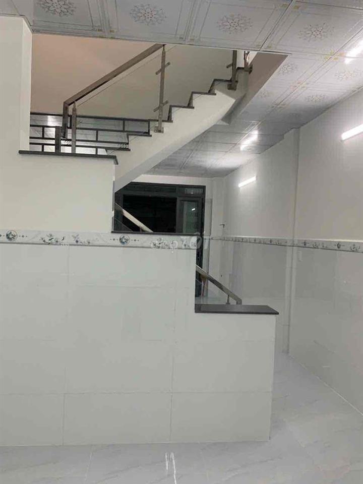 nhà mới xây  cho thuê hẻm ba gác