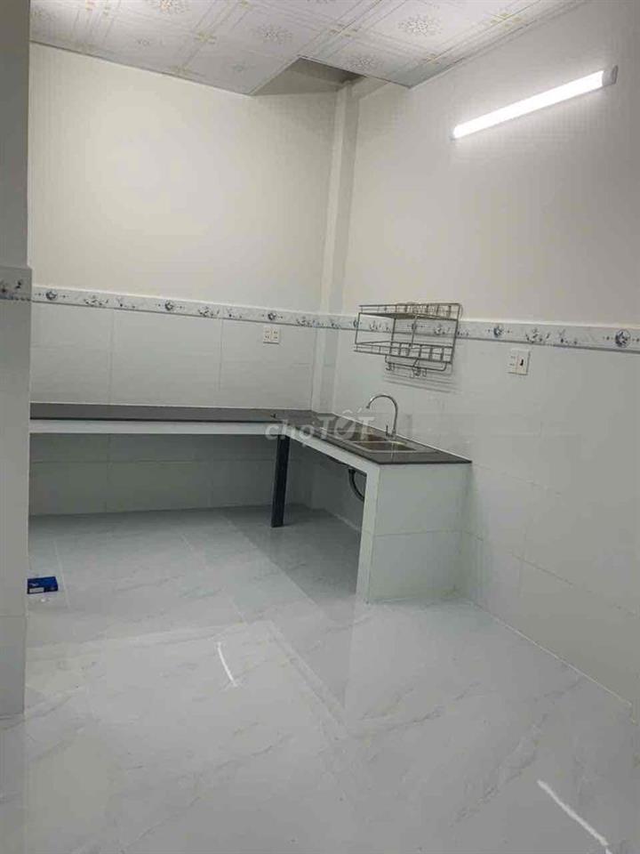 nhà mới xây  cho thuê hẻm ba gác