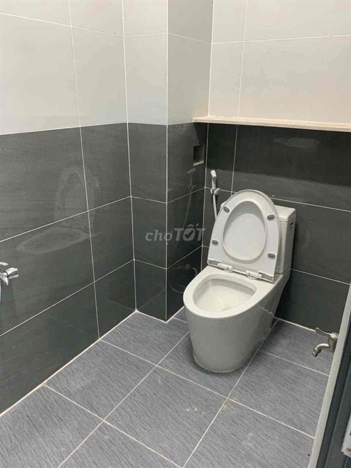 nhà mới xây  cho thuê hẻm ba gác