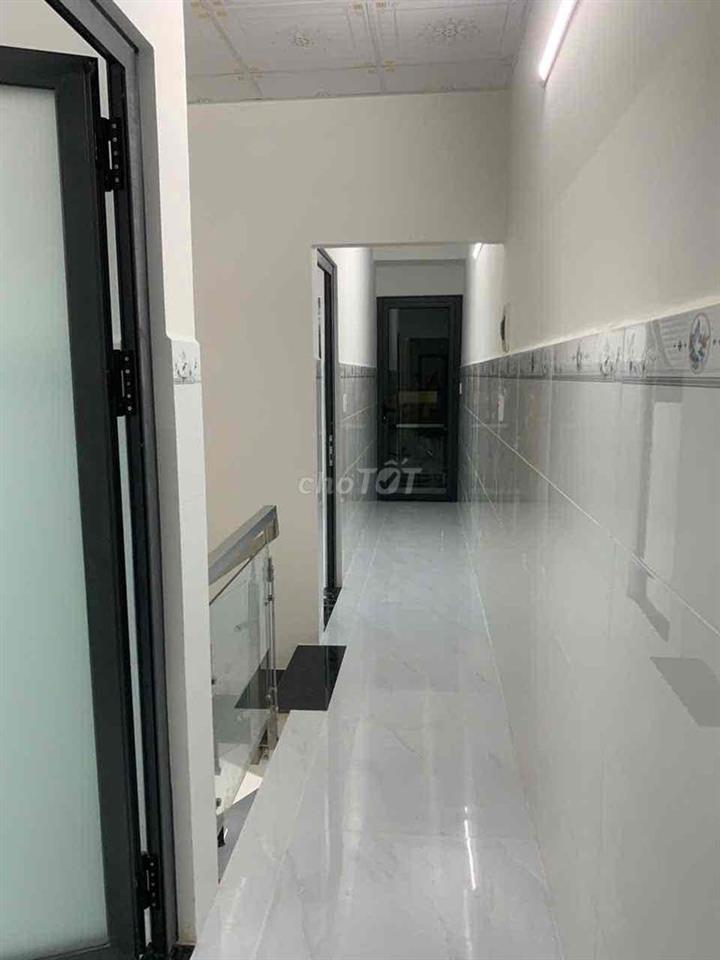 nhà mới xây  cho thuê hẻm ba gác