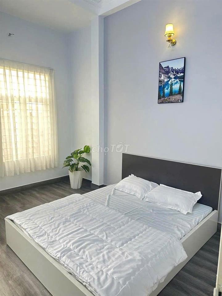 nhà cho thuê hẻm xe hơi f5 q8