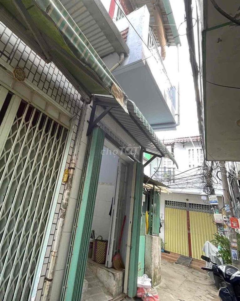 nhà kế bến xe Q8 giá rẻ bất ngờ