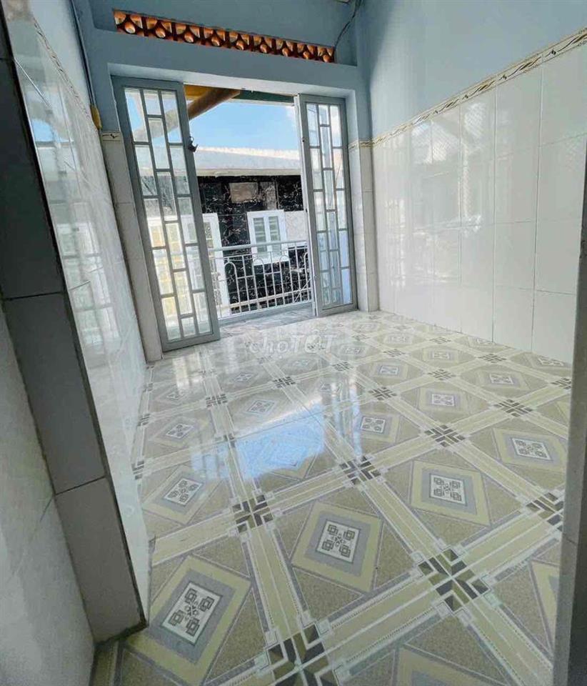 nhà kế bến xe Q8 giá rẻ bất ngờ