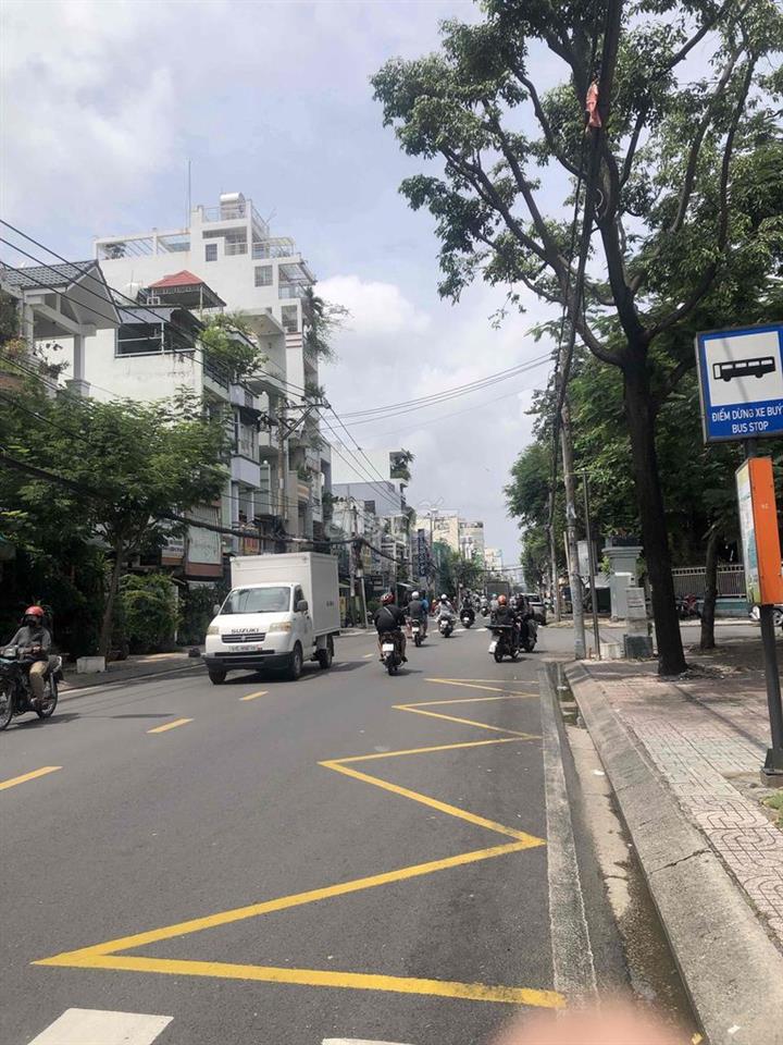 nhà mặt tiền nội bộ hưng phú ngay king coofee