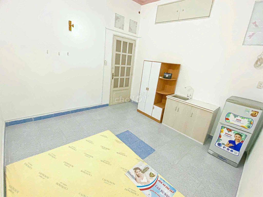CHO THUÊ PHÒNG CHỈ TỪ 3TR FULL NỘI THẤT Ở HUỲNH TẤN PHÁT